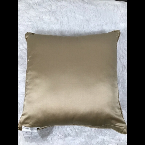 NWD $110 Hotel Collection‎ Mosaic 18" Square Decorative Pillow Chevron - Picture 6 of 9